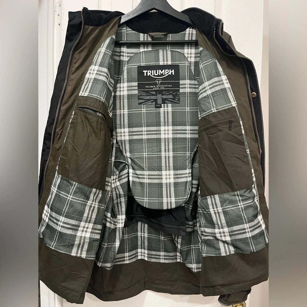 Triumph Motorcycles Barbour International Original Waxed Cotton Jacket - Picture 7 of 11